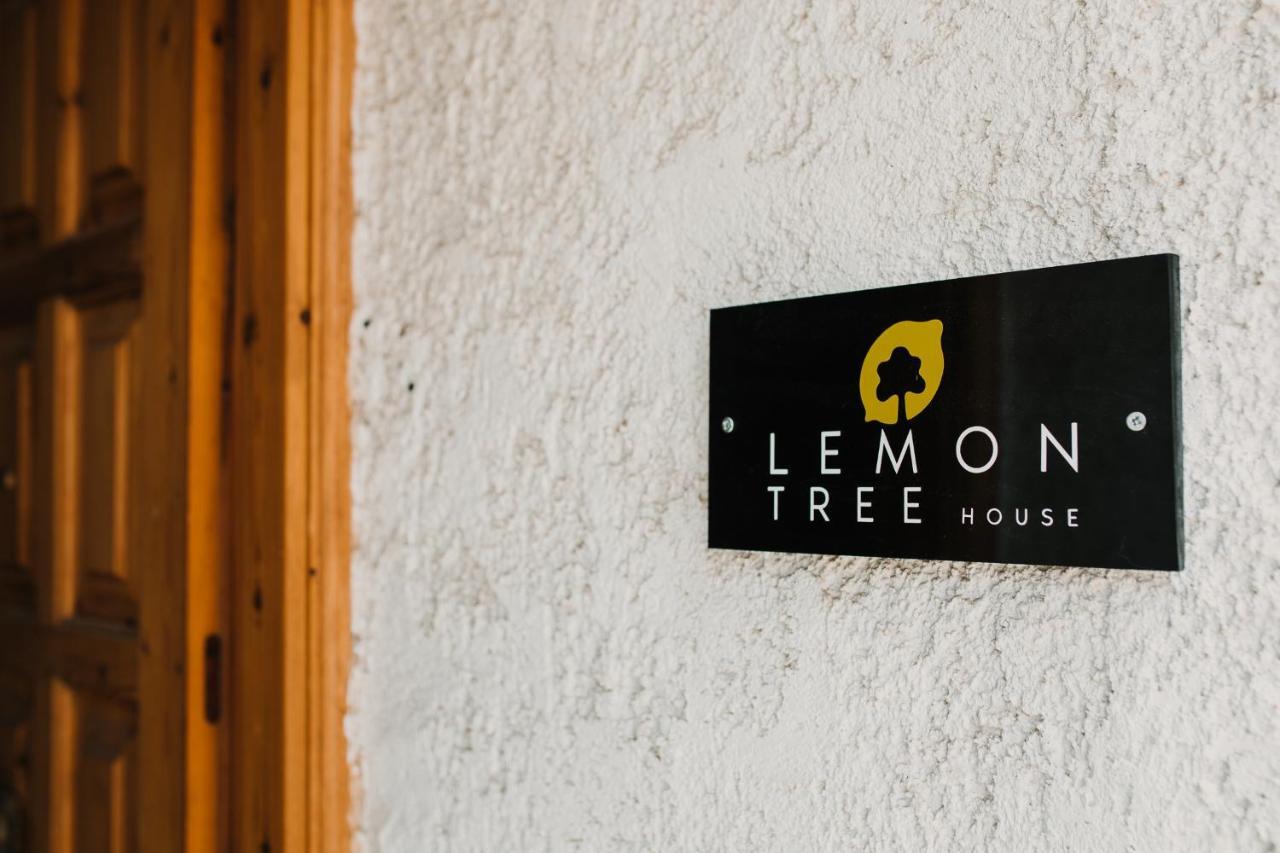 Holiday home Lemon Tree House