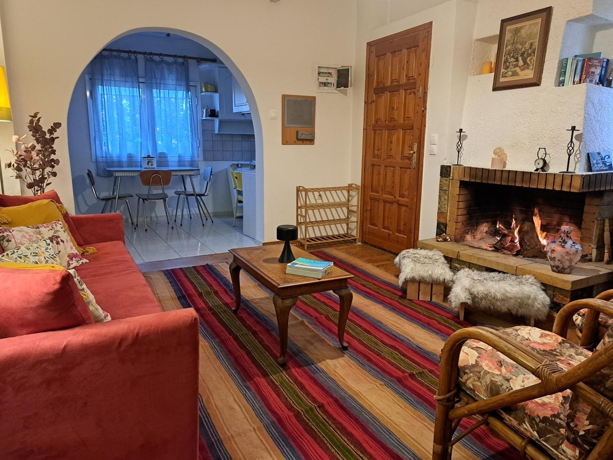 Lemon Tree House Vrachati